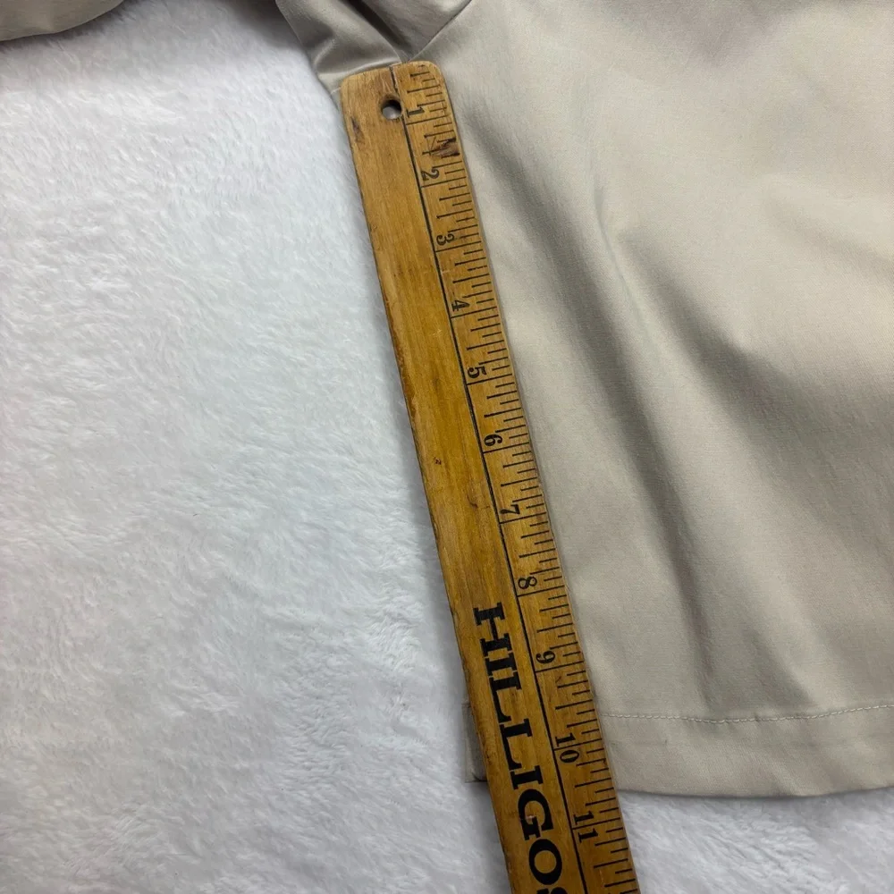 TAIL Women Bermuda Shorts Light Khaki Golf Tennis‎ Athleisure Size 8